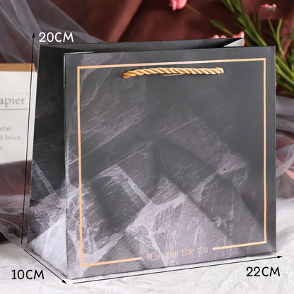 1x Premium-Geschenktüte Inklusive